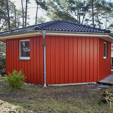Holiday home Tipi 365 - Strandnahes Ferienhaeuschen Mit Terrasse Und Kostenfreier Nutzung Des Ahoi!-schwimmbades In Sellin