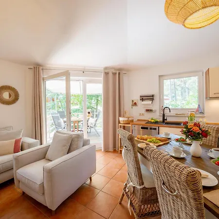 Tipi 365 - Strandnahes Ferienhaeuschen Mit Terrasse Und Kostenfreier Nutzung Des Ahoi!-schwimmbades In Sellin * Goehren (Ruegen)