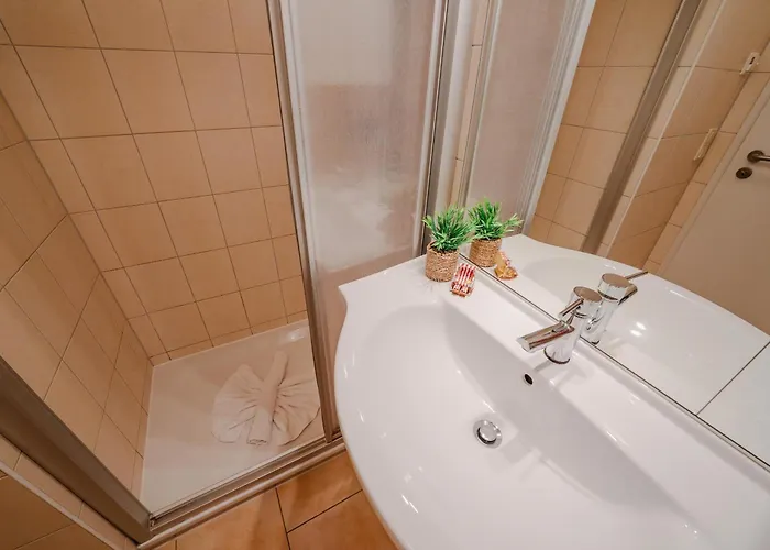 Tipi 365 - Strandnahes Ferienhaeuschen Mit Terrasse Und Kostenfreier Nutzung Des Ahoi!-schwimmbades In Sellin Tatil Evi Goehren (Ruegen)