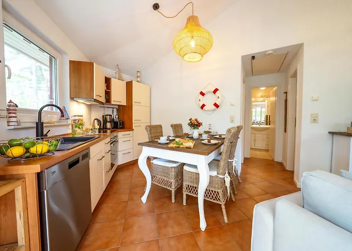 Tatil Evi Tipi 365 - Strandnahes Ferienhaeuschen Mit Terrasse Und Kostenfreier Nutzung Des Ahoi!-schwimmbades In Sellin